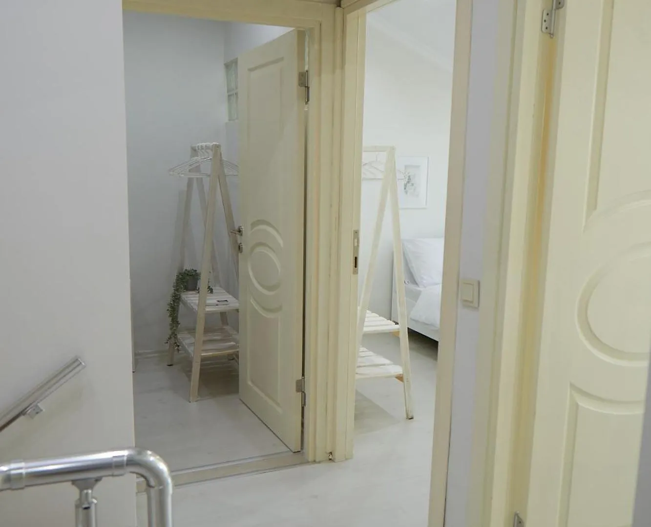Apartment Kaplan Luxury Family Flat - 3 Bedrooms With Air Conditioning & Heating In The City Istanbul Turkey